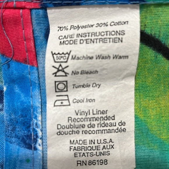 Shower curtain - Picture 2 of 2